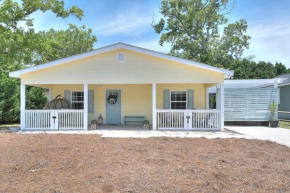 Three Little Birds, Oak Island